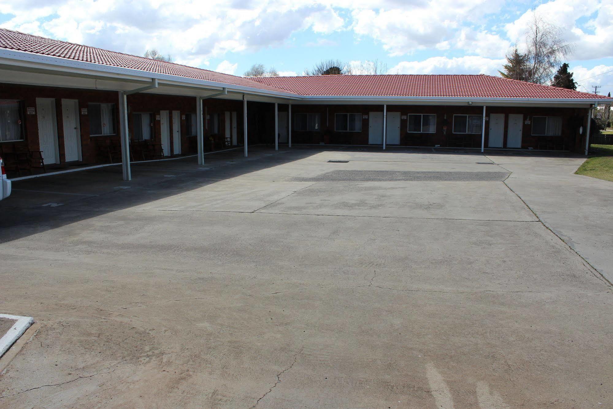 Glen Innes Lodge Motel Kültér fotó